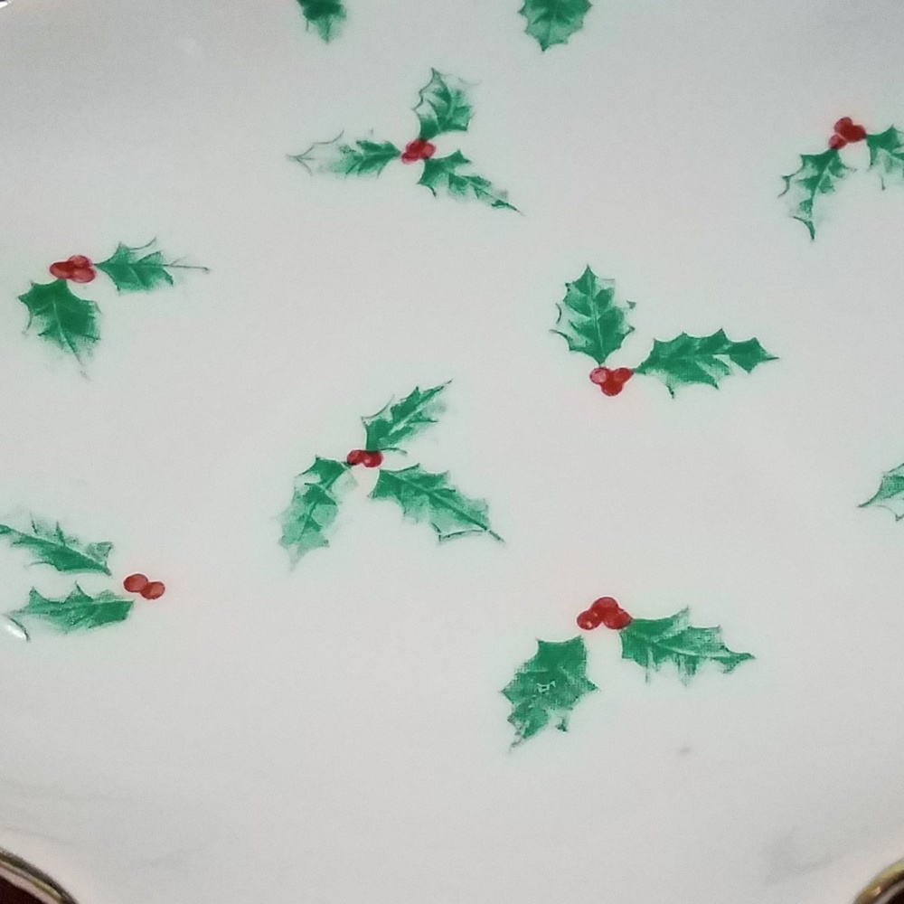 Holiday Dish - Picture 2 of 3